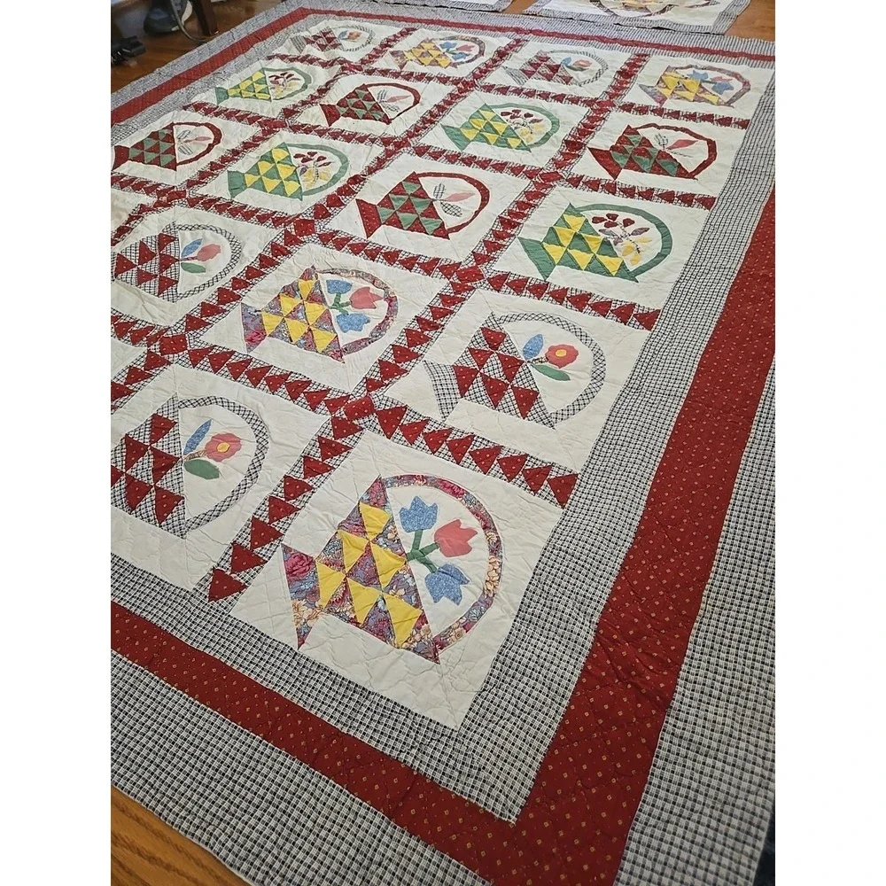 Vtg Grannycore Cottagecore Flower Basket Quilt Handmade Stiched 88